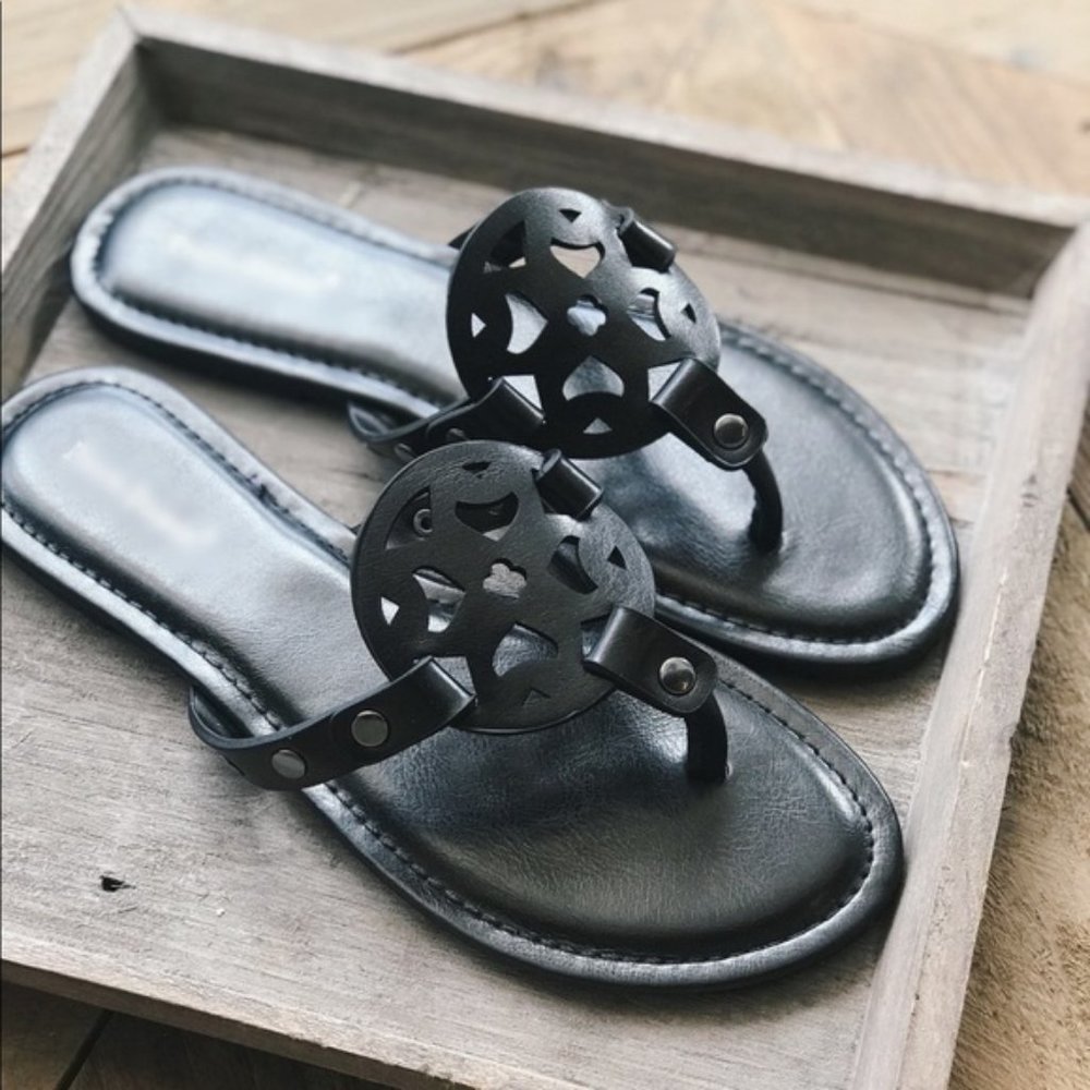 LAST PAIR! Women's Slide Sandal-Black - Picture 3 of 4